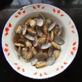 Make Flower clams steam eggs step 2