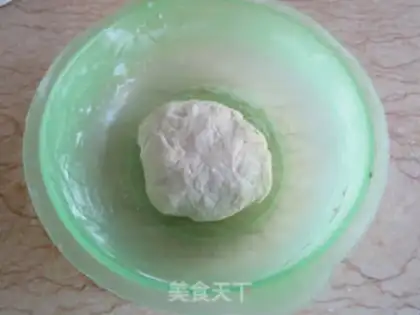 Make The hand tore the bread step 1