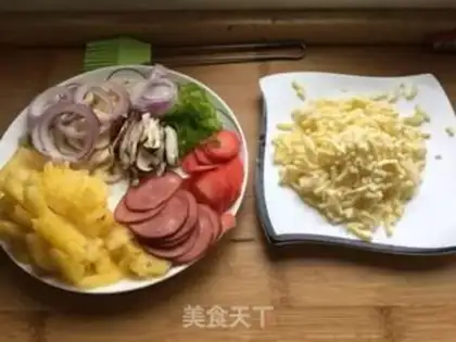 Make Pineapple ham pizza step 3