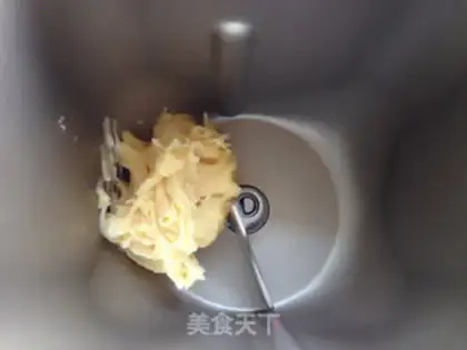 Make Onion pine rolls step 4