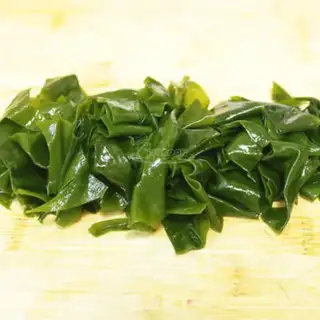 Make Korean seaweed soup step 1