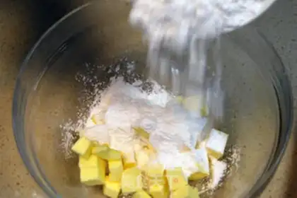 Make Button crackers step 1