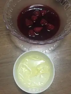 Make Strawberry Moose step 13