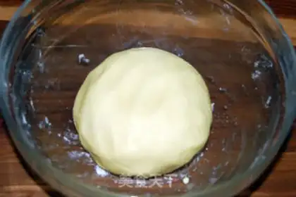 Make Button crackers step 3