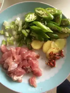 Make Meat cuisine step 1