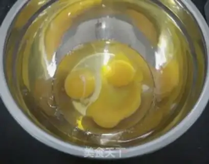 Make Oil-free sponge cake step 2