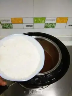 Make Pine chocolate cake step 2