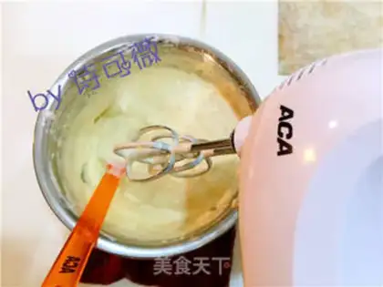 Make SpongeBob cake step 10
