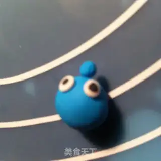 Make The smurf rolls the sugar cake step 7