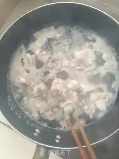 Make Coke chicken chops step 1