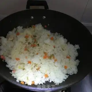 Make Egg fried rice step 5