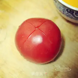 Make Tomato egg soup step 1