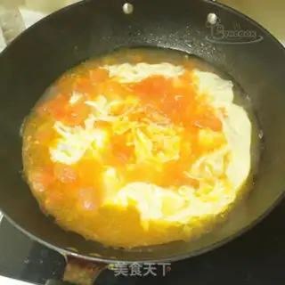 Make Tomato egg soup step 7