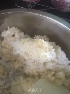 Make Egg fried rice step 1