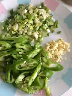 Make Scrambled eggs step 0