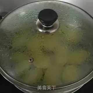 Make Potato sushi step 2