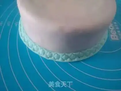 Make Butterfly rolls sugar cake step 7