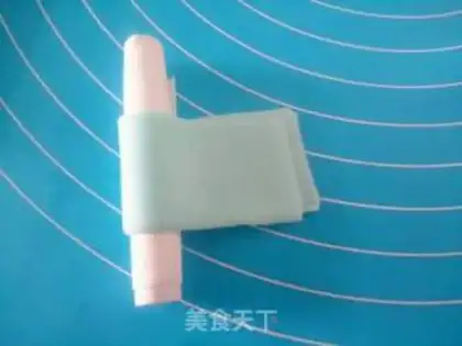 Make Butterfly rolls sugar cake step 12