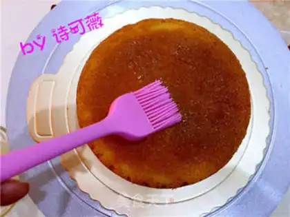 Make Rolling sugar cake step 4