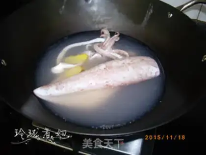 Make Five coloured squid step 1