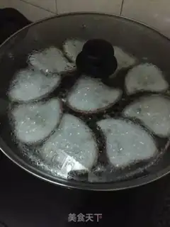 Make The spicy bean cake step 5
