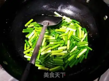 Make Pelican and garlic ridges step 5