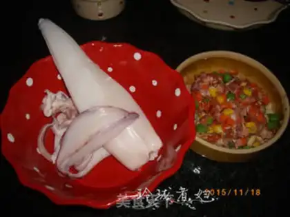 Make Five coloured squid step 6