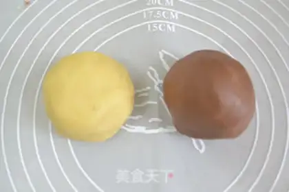 Make Thanks for the mushroom cookies step 3