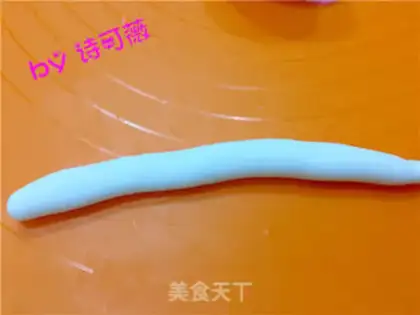 Make Rolling sugar cake step 26