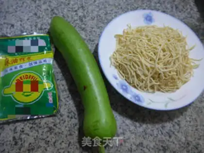 Make Squeeze the vegetables and make them dry step 0
