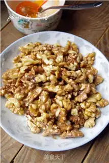 Make Amber walnuts step 5