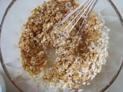 Make oatmeal red sugar cookies step 5