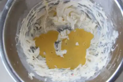Make Red sugar walnut cookies step 2