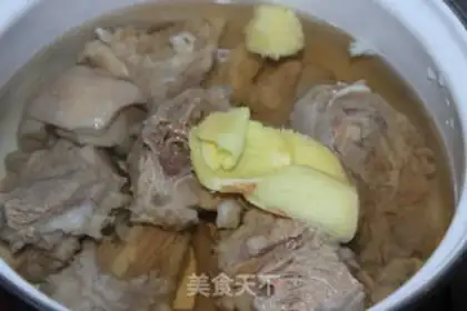 Make Rop and lamb soup step 4