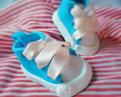 Make Rolling sugar baby shoes step 13