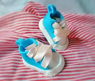 Make Rolling sugar baby shoes step 15