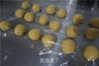 Make Money rolls step 10