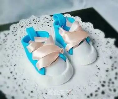 Make Rolling sugar baby shoes step 18