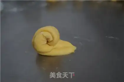 Make Money rolls step 13