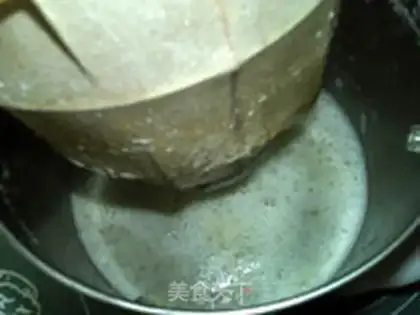 Make oatmeal apple black soy sauce step 12