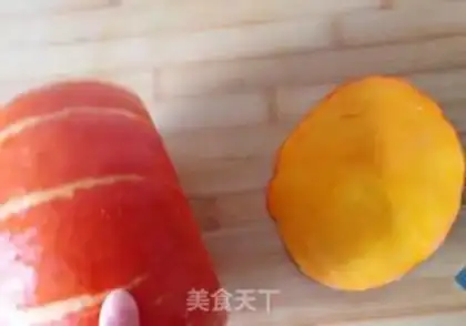 Make Goldmelon steaming ribs step 1
