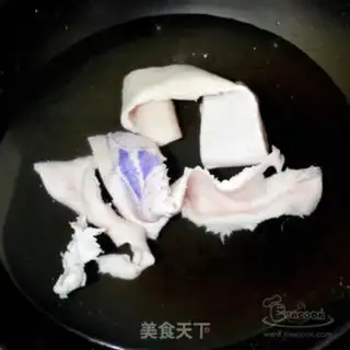 Make Spicy pig skin step 0