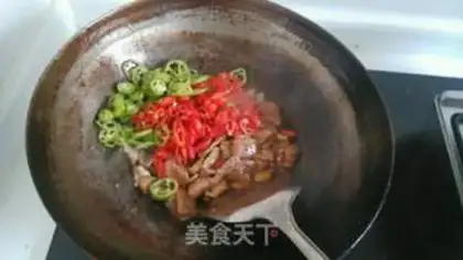 Make Chili fried meat step 4
