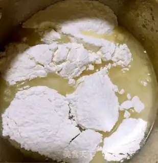 Make Hot twilight cake step 1