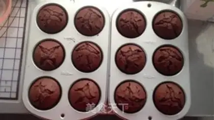 Make Chocolate cupcakes step 7