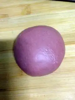 Make ♪ Red-tip plum toast ♪ step 1