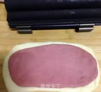 Make ♪ Red-tip plum toast ♪ step 4