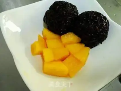Make Mango, snow and sweet rice step 5