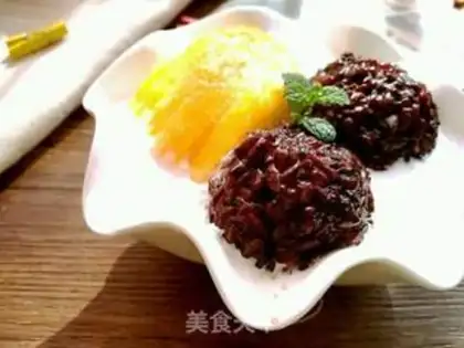 Make Mango, snow and sweet rice step 8