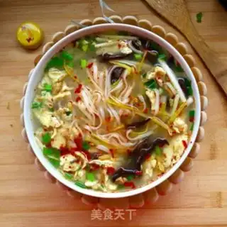 Make The yellow egg noodles step 10